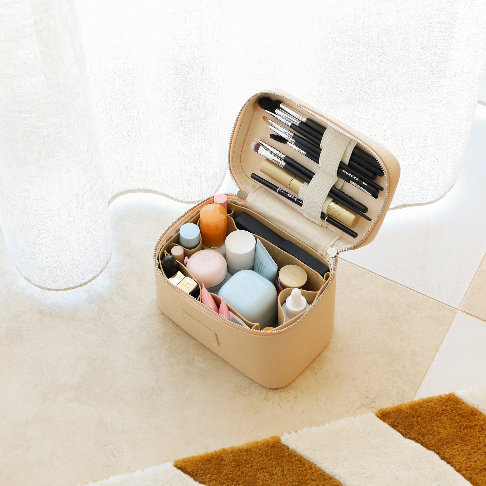 #color_beige